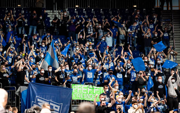 助力球员在 助力球员在