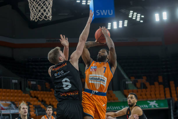 伦比的个人 伦比的个人