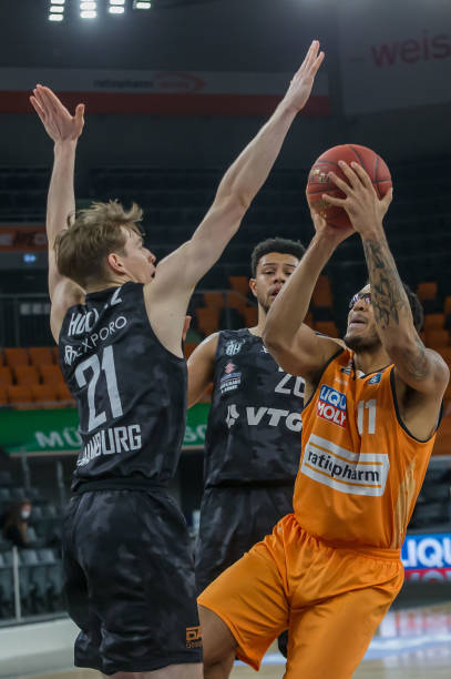 鲁德以底线 鲁德以底线